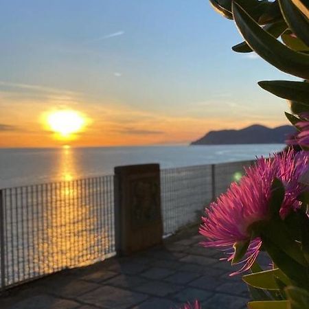 Ca Dei Poi - Loft Il Timone Appartement Riomaggiore Buitenkant foto